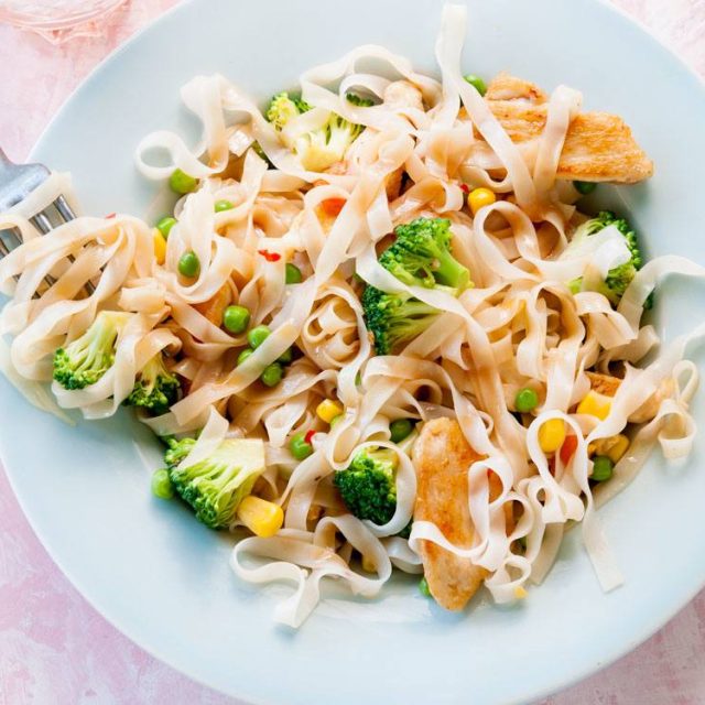 Chicken And Veggie Noodle Stir Fry Savory