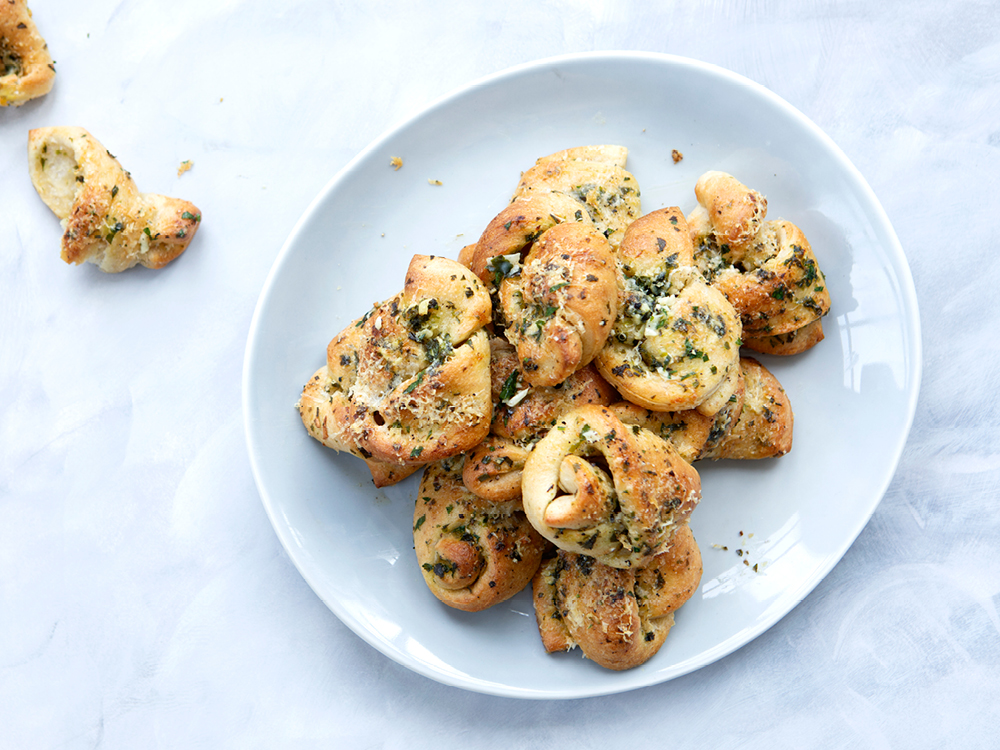 Pizzeria-Style Garlic Knots | Savory