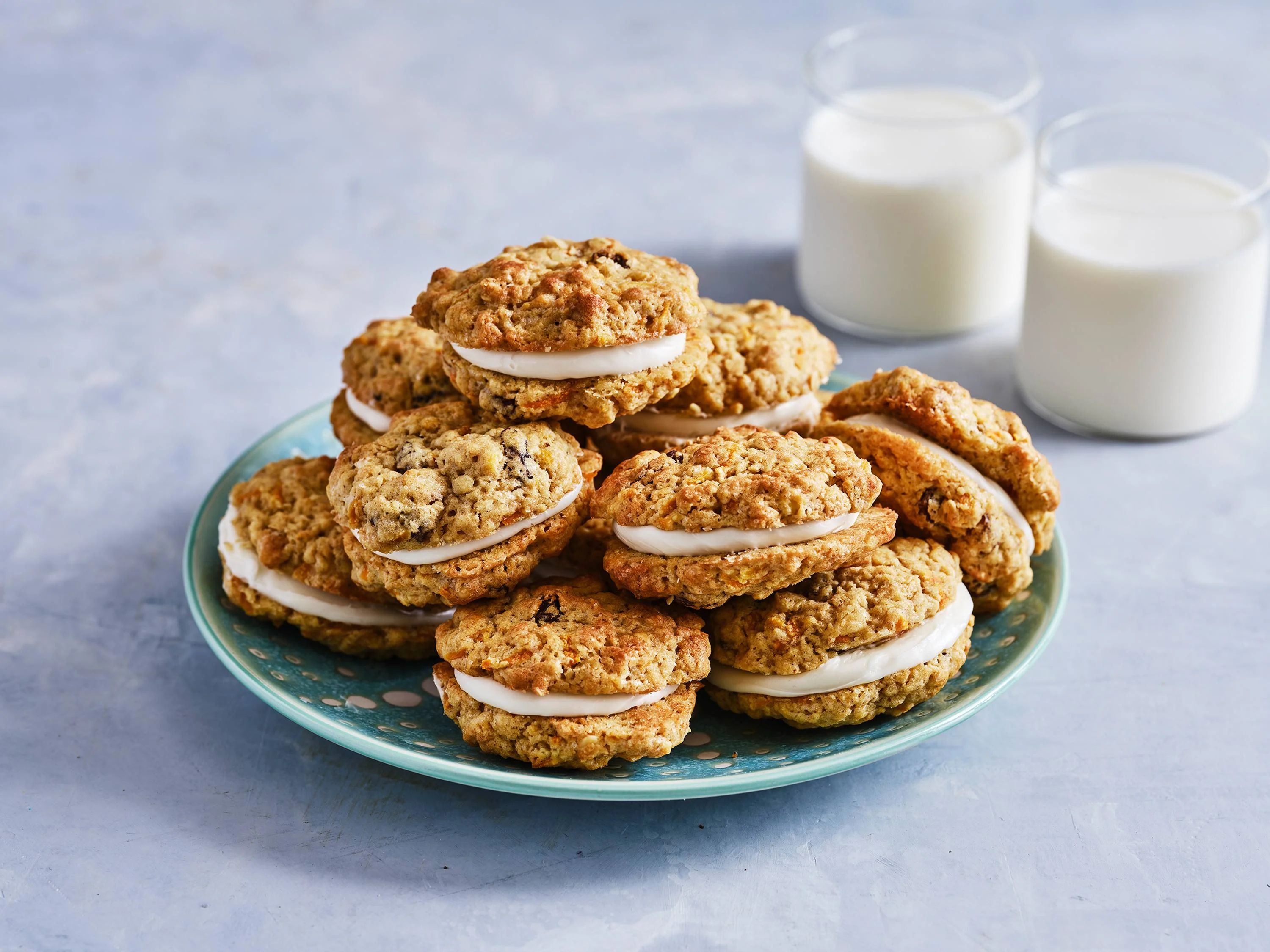 Delicious Carrot Cake Sandwich Cookies