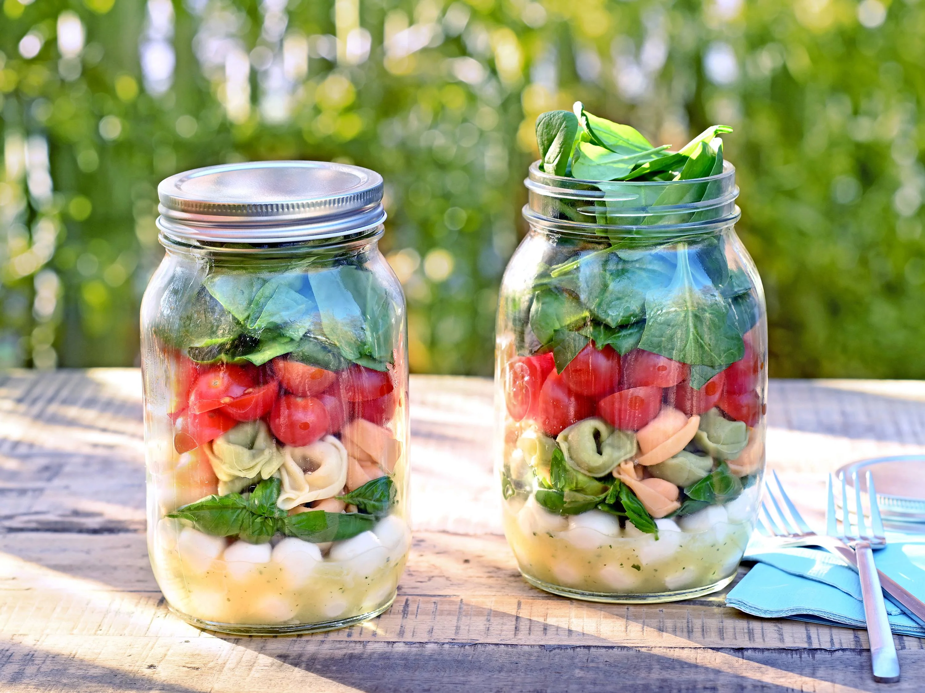 Spinach Pasta Salad in a Jar - Organize Yourself Skinny