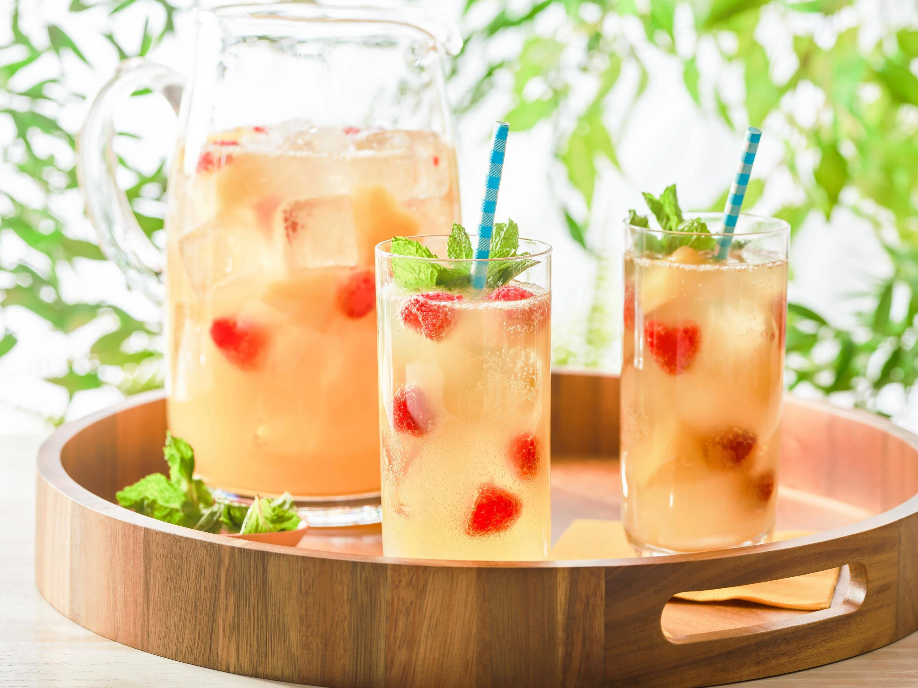 https://www.savoryonline.com/app/uploads/recipes/241667/sparkling-celebration-punch.jpg